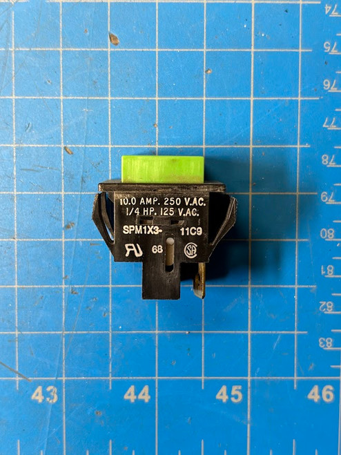 Oslo Controls 10A 250VAC Green Push Button Switch SPM1X3-11C9