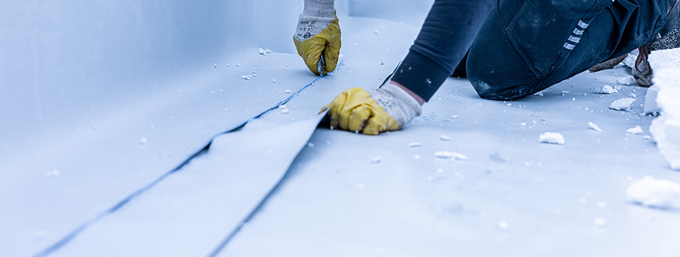 Crawl Space Encapsulation 101: Choosing the Right Vapor Barrier Thickness