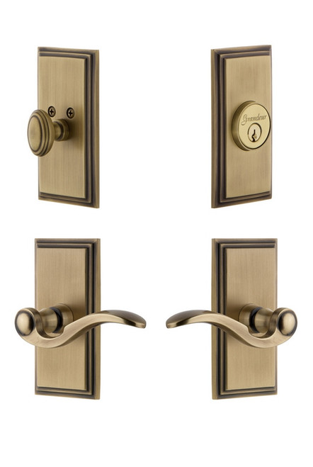 Grandeur Hardware - Carre Plate with Bellagio Lever and matching Deadbolt in Vintage Brass - CARBEL - 827546