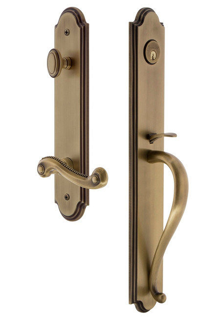 Grandeur Hardware - Arc One-Piece Handleset with S Grip and Newport Lever in Vintage Brass - ARCSGRNEW - 847011