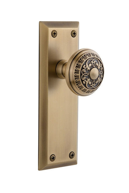 Grandeur Hardware - Fifth Avenue Plate Privacy with Windsor Knob in Vintage Brass - FAVWIN - 814242