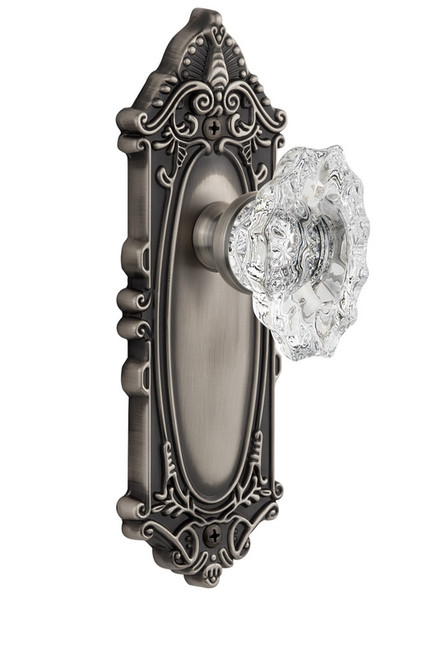 Grandeur Hardware - Grande Victorian Plate Passage with Biarritz Crystal Knob in Antique Pewter - GVCBIA - 800474