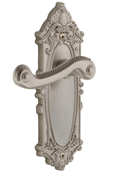 Grandeur Hardware - Grande Victorian Plate Passage with Newport Lever in Satin Nickel - GVCNEW - 812924