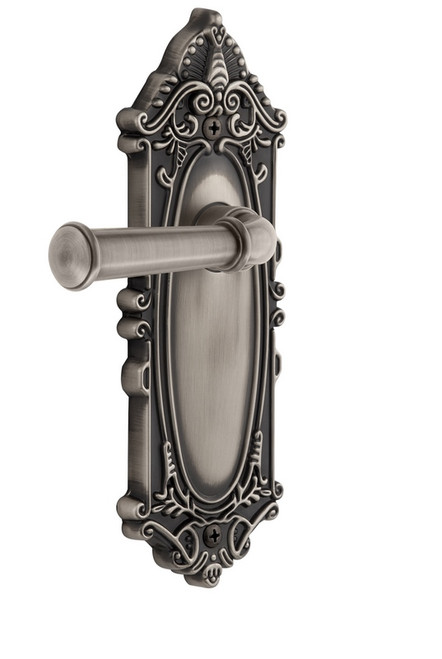 Grandeur Hardware - Grande Victorian Plate Privacy with Georgetown Lever in Antique Pewter - GVCGEO - 814435