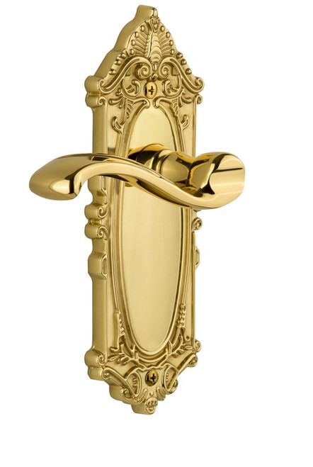 Grandeur Hardware - Grande Victorian Plate Privacy with Portofino Lever in Polished Brass - GVCPRT - 821186