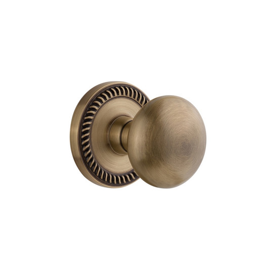 Grandeur Hardware - Newport Plate Double Dummy with Fifth Avenue Knob in Vintage Brass - NEWFAV - 821591