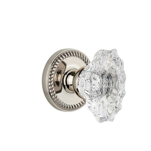 Grandeur Hardware - Newport Plate Passage with Biarritz Crystal Knob in Polished Nickel - NEWBIA - 800502