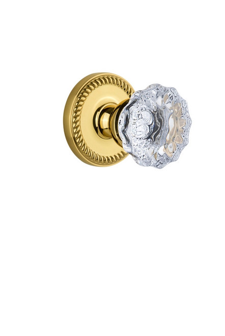 Grandeur Hardware - Newport Plate Passage with Fontainebleau Crystal Knob in Lifetime Brass - NEWFON - 813157