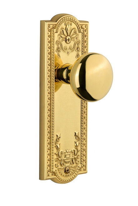 Grandeur Hardware - Parthenon Plate Privacy with Fifth Avenue Knob in Polished Brass - PARFAV - 821364