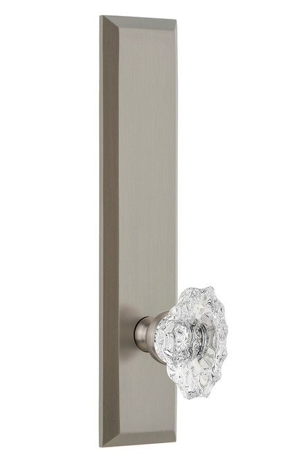 Grandeur Hardware - Hardware Fifth Avenue Tall Plate Privacy with Biarritz Knob in Satin Nickel - FAVBIA - 803294