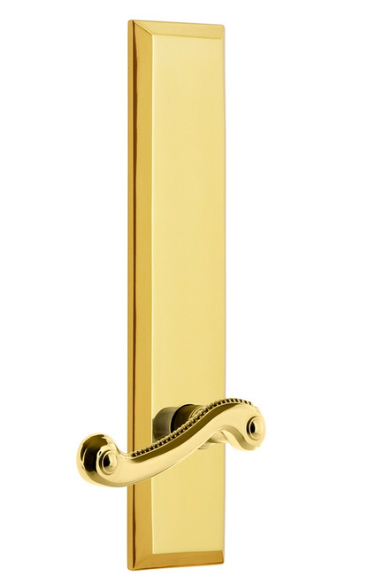 Grandeur Hardware - Hardware Fifth Avenue Tall Plate Passage with Newport Lever in Polished Brass - FAVNEW - 836218