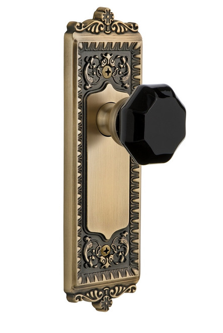 Grandeur Hardware - Windsor Plate Double Dummy Lyon Knob in Vintage Brass - WINLYO - 850722