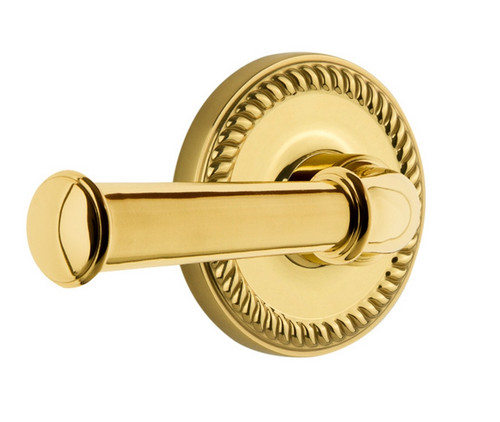 Grandeur Hardware - Newport Rosette Passage with Georgetown Lever in Lifetime Brass - NEWGEO - 851574