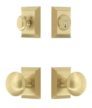 Grandeur Hardware - Fifth Avenue Square Rosette Entry Set with Fifth Avenue Knob in Satin Brass - FAVEXTFAK - 858017