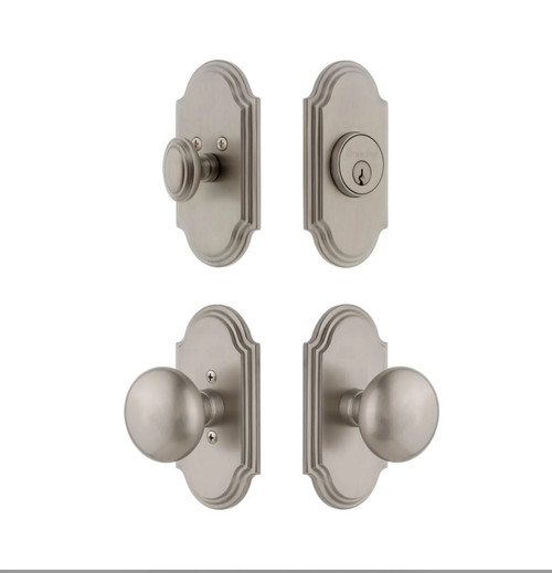 Grandeur Hardware - Arc Short Plate Entry Set with Fifth Avenue Knob in Satin Nickel - ASPEXTFVK - 885435