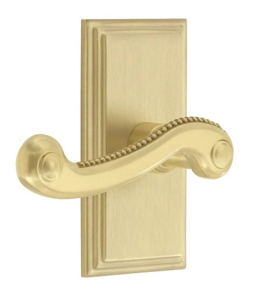 Grandeur Hardware - Carre Short Plate Single Dummy with Newport Lever in Satin Brass - CARNEW - 832776
