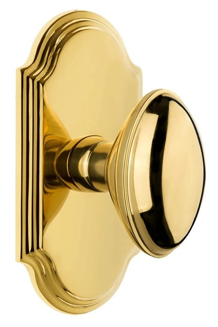 Grandeur Hardware - Arc Short Plate Privacy with Eden Prairie Knob in Lifetime Brass - ARCEDN - 884896