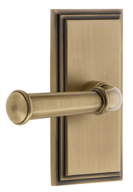 Grandeur Hardware - Carre Short Plate Passage with Georgetown Lever in Vintage Brass - CARGEO - 886095