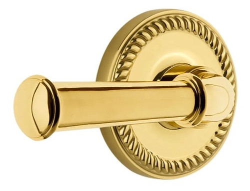 Grandeur Hardware - Newport Rosette Privacy with Georgetown Lever in Lifetime Brass - NEWGEO - 892952