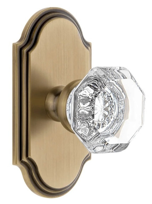Grandeur Hardware - Arc Short Plate Double Dummy with Chambord Crystal Knob in Vintage Brass - ARCCHM - 897669