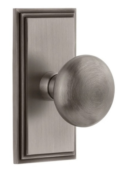 Grandeur Hardware - Carre Short Plate Double Dummy with Fifth Avenue Knob in Antique Pewter - CARFAV - 898053