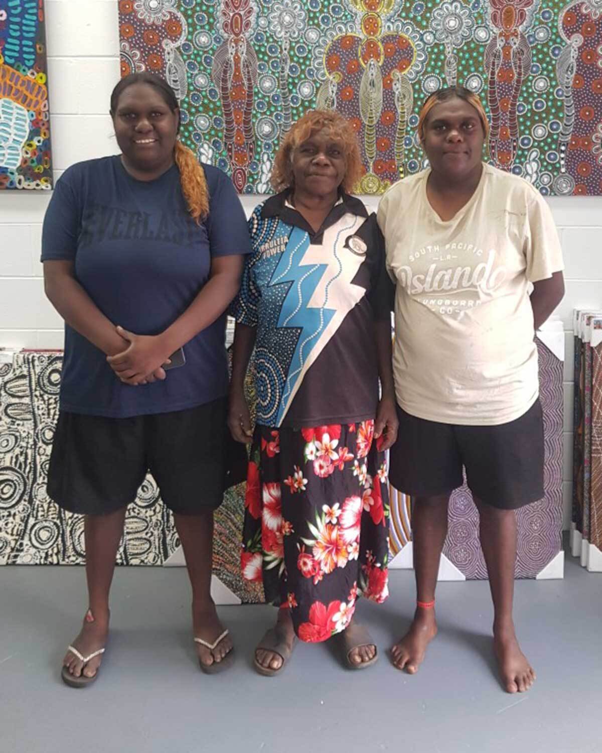 3 Generations of Bush Medicine