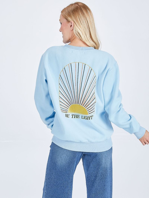 PP-0225-CRW-DILARA-LIGHT