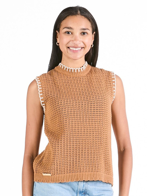 PP-0225-TOP-OLIVIA-LTBRN-SM