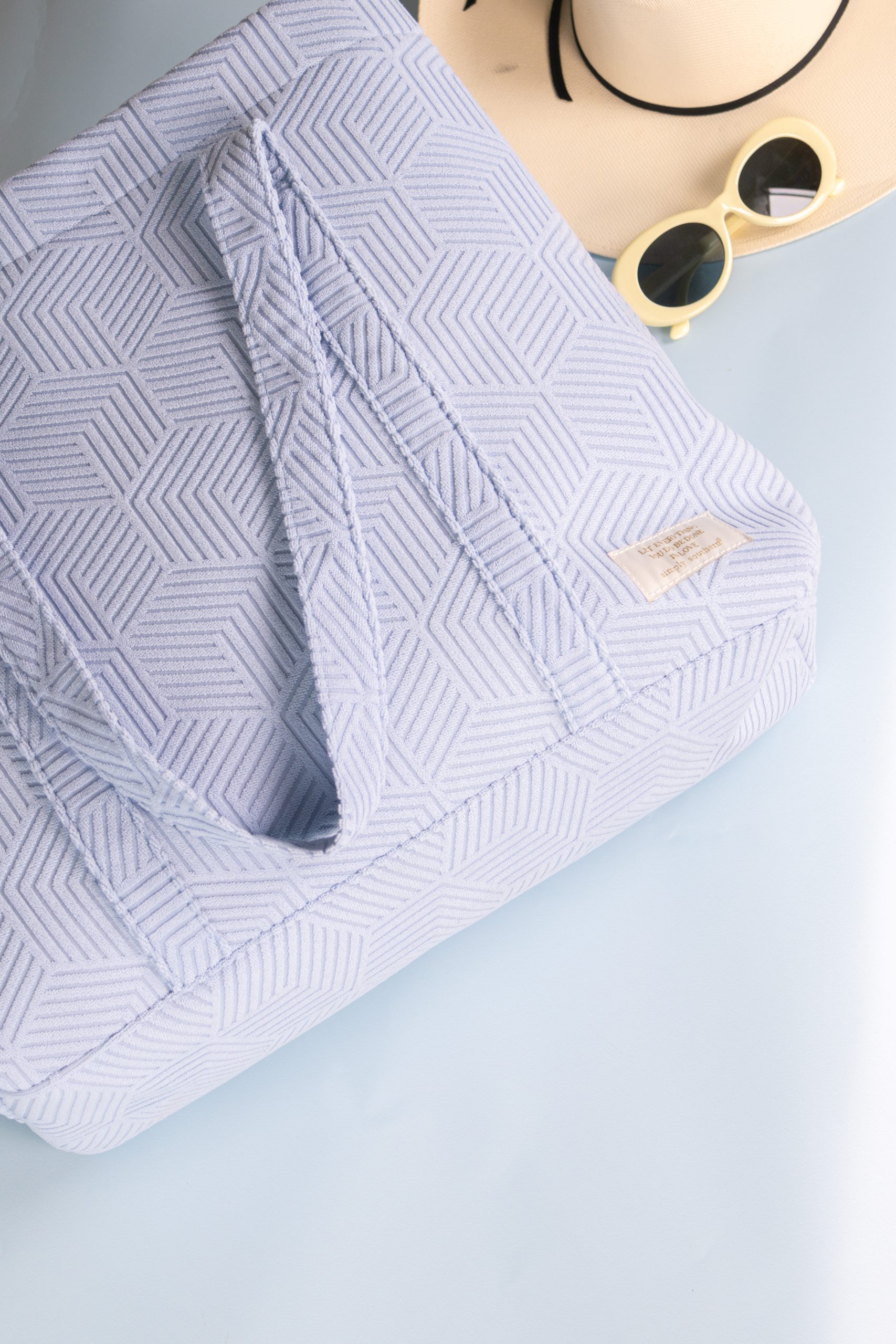 0125-BAG-TOTE-TRY-ICE