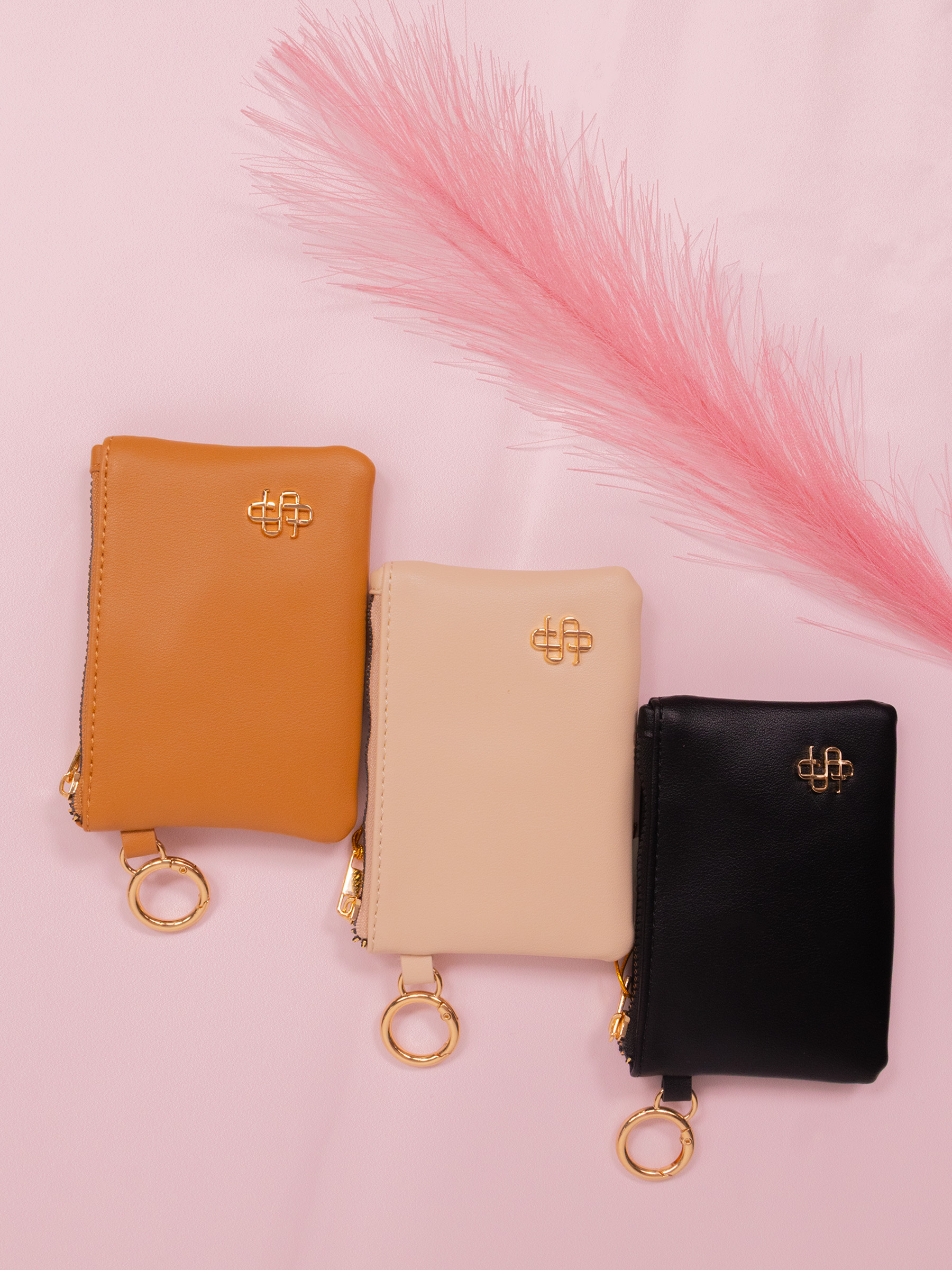 0225-BAG-LTHR-IDPCH-LNDN-IVRY 0225-BAG-LTHR-IDPCH-LNDN-IVRY