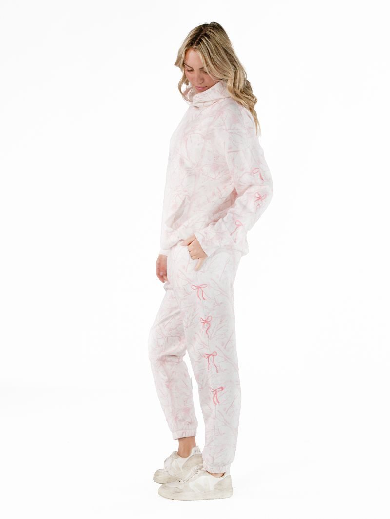 PP-0226-PNT-ALICE-PKCAMO-LG