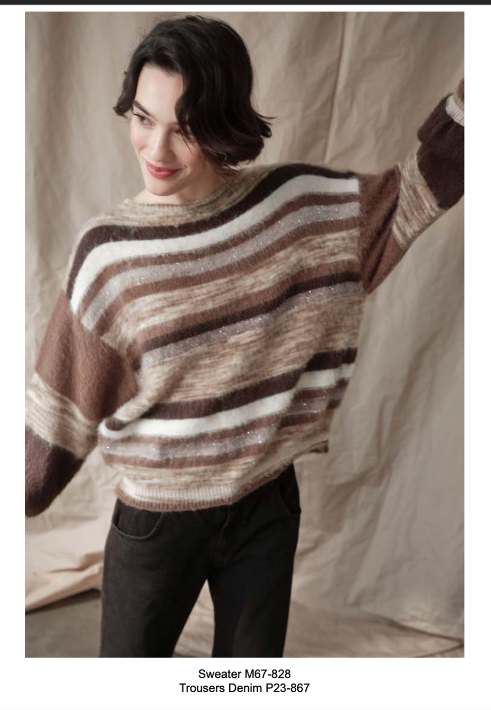 SWEATER CREW NECK OVERSIZE WITH STRIPES modelo FI25-M67-828 de la marca FLOOR color LEGNO