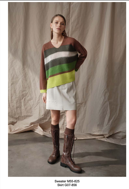 SWEATER V NECK STRIPED modelo FI25-M55-825 de la marca FLOOR color WENGE/MUSCHIO