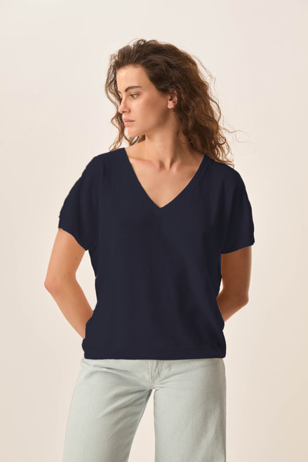Pull modelo BRISE-M de la marca Des Petits Hauts color MARINE