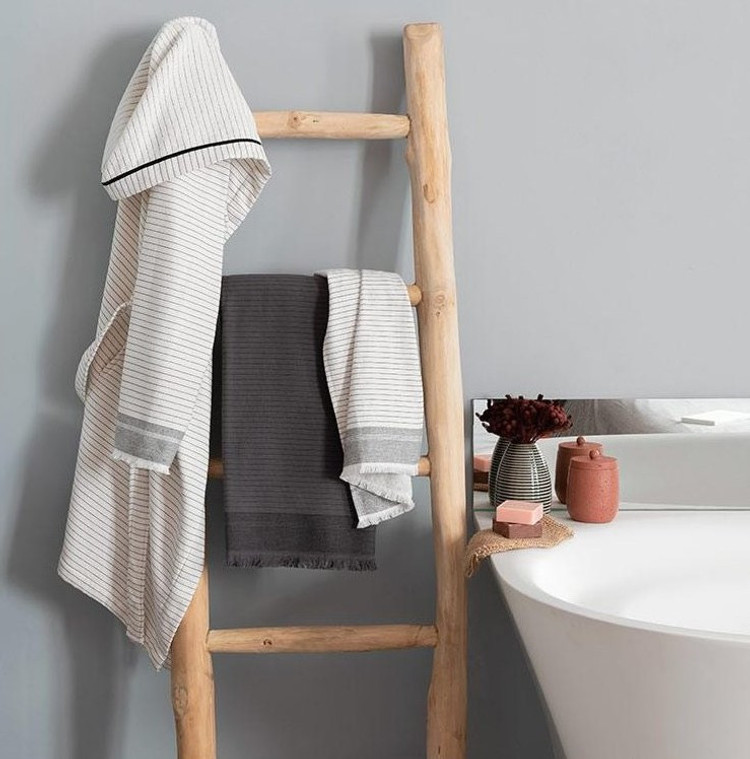 Simba Towel Set Off White and Anthracite (charcoal)