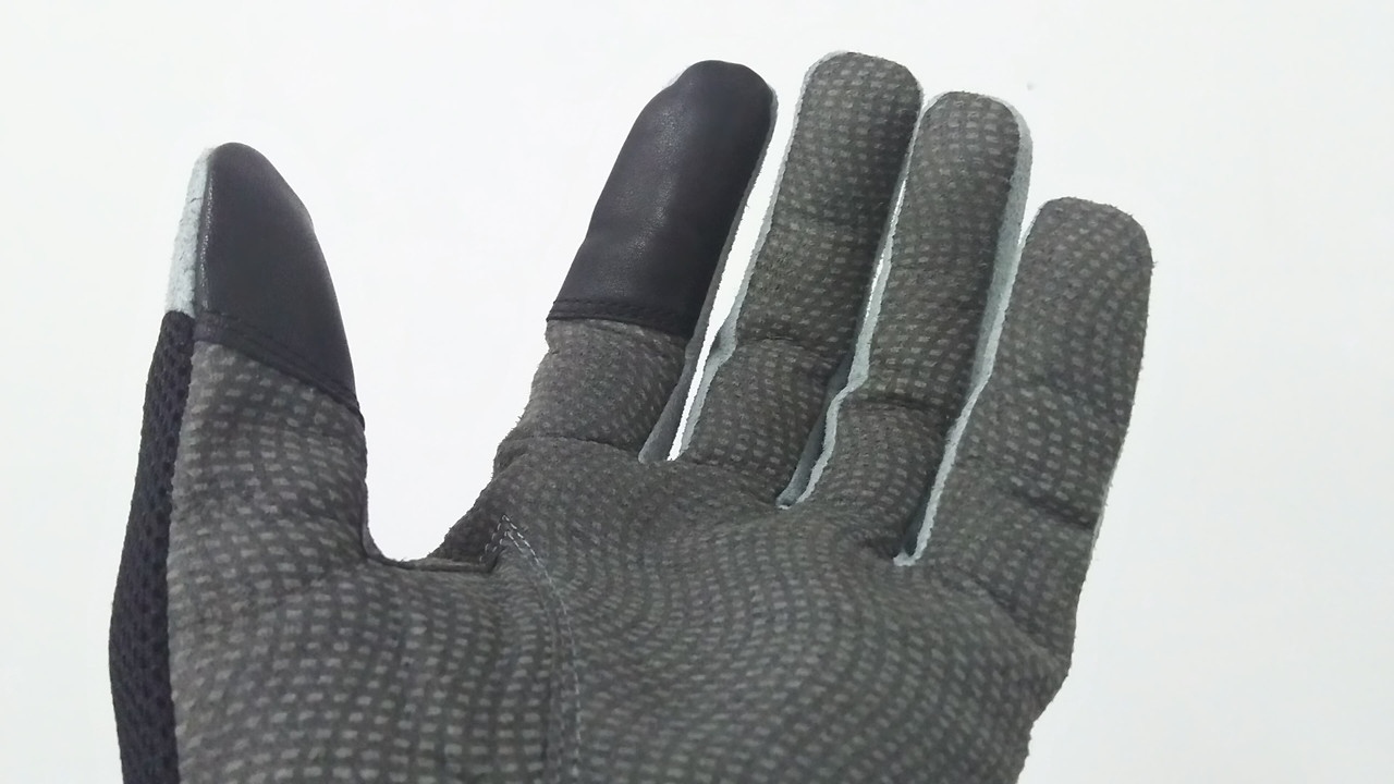 ZENAQ 3-D Short Gloves *Clearance Model*