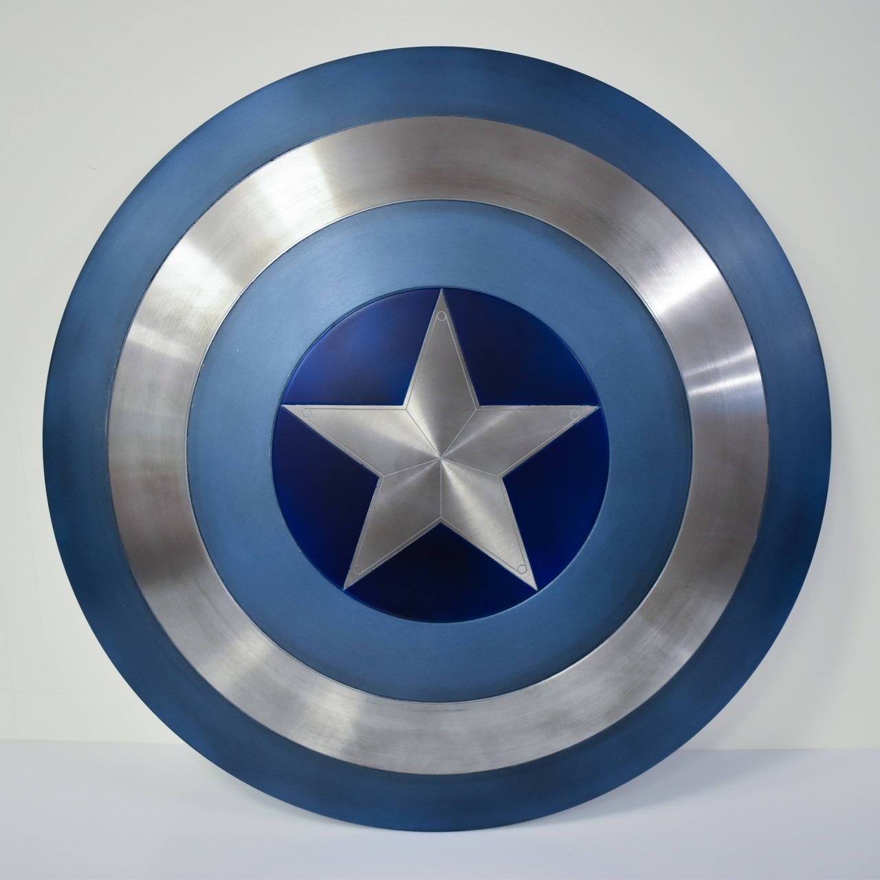 Captain America Shield - Metal Prop Replica - Screen Accurate - 1:1 Scale  Shield
