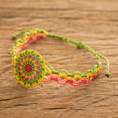 Handmade Macrame Pendant Bracelet 'Spring Mandala'