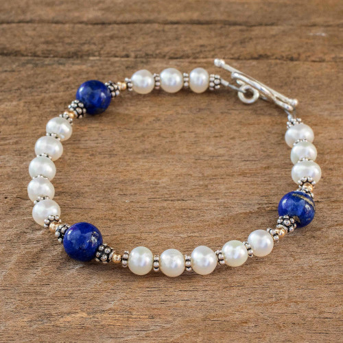 Beaded Bracelet with Cultured Pearl and Lapis Lazuli 'Blue and White'