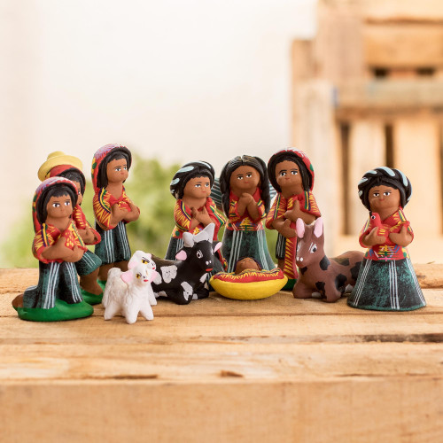 Handcrafted Ceramic Nativity Scene 12 Pieces 'Santo Tomas Christmas'