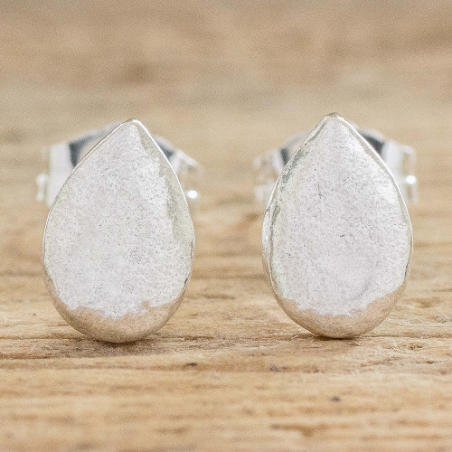 Artisan-Crafted Fine Silver Earrings 'Dainty Tears'