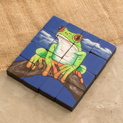 Hand-Painted Frog-Themed Pinewood Puzzle with 16 Pieces 'Tropical Croak'