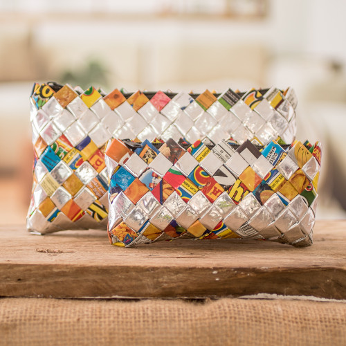 Set of 2 Colorful Recycled Metalized Wrapper Cosmetic Bags 'Sparkling Party' Set of 2 Colorful Recycled Metalized Wrapper Cosmetic Bags 'Sparkling Party'