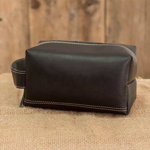 Handcrafted Black Leather Cosmetic Bag with Zipper Closure 'Fancy Assist'