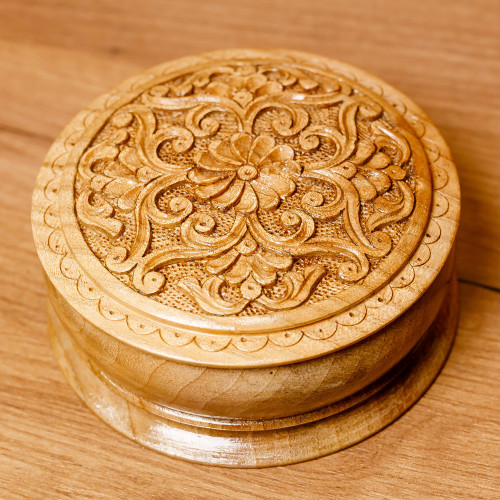Traditional Handmade Floral Round Walnut Wood Jewelry Box 'Circle of Splendor'