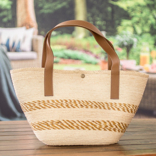 Handcrafted Beige and Golden Natural Fiber Shoulder Bag 'El Sunzal Beach'