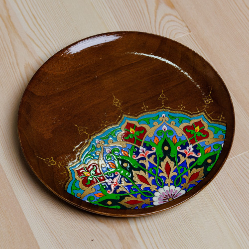 Lacquered Peacock-Inspired Round Walnut Wood Wall Art ''Peacock's Essence'
