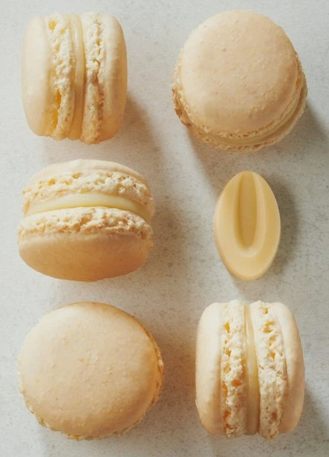 Chocolate - Blond (White) 32% - Yuzu Fèves (Discs) -  Valrhona Chocolate - Blond (White) 32% - Yuzu Fèves (Discs) -  Valrhona