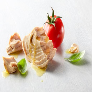 SIRENA TOMATO & BASIL TUNA 95GM