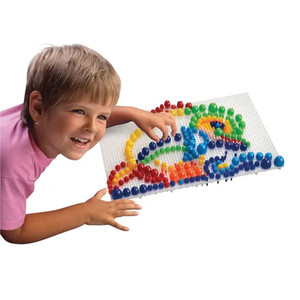 Quercetti - Pegboards and Pegs